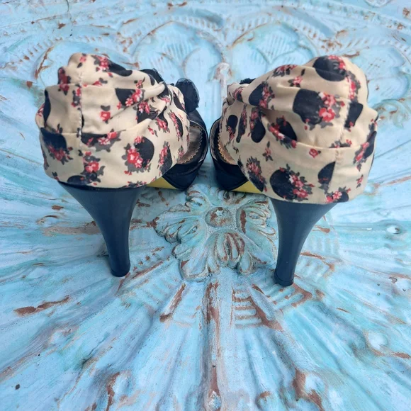 😃Poetic Licence Floral Women's Heels - Picture 4 of 8